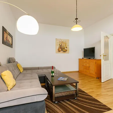 Apartment Wildrose By Interhome Zempin